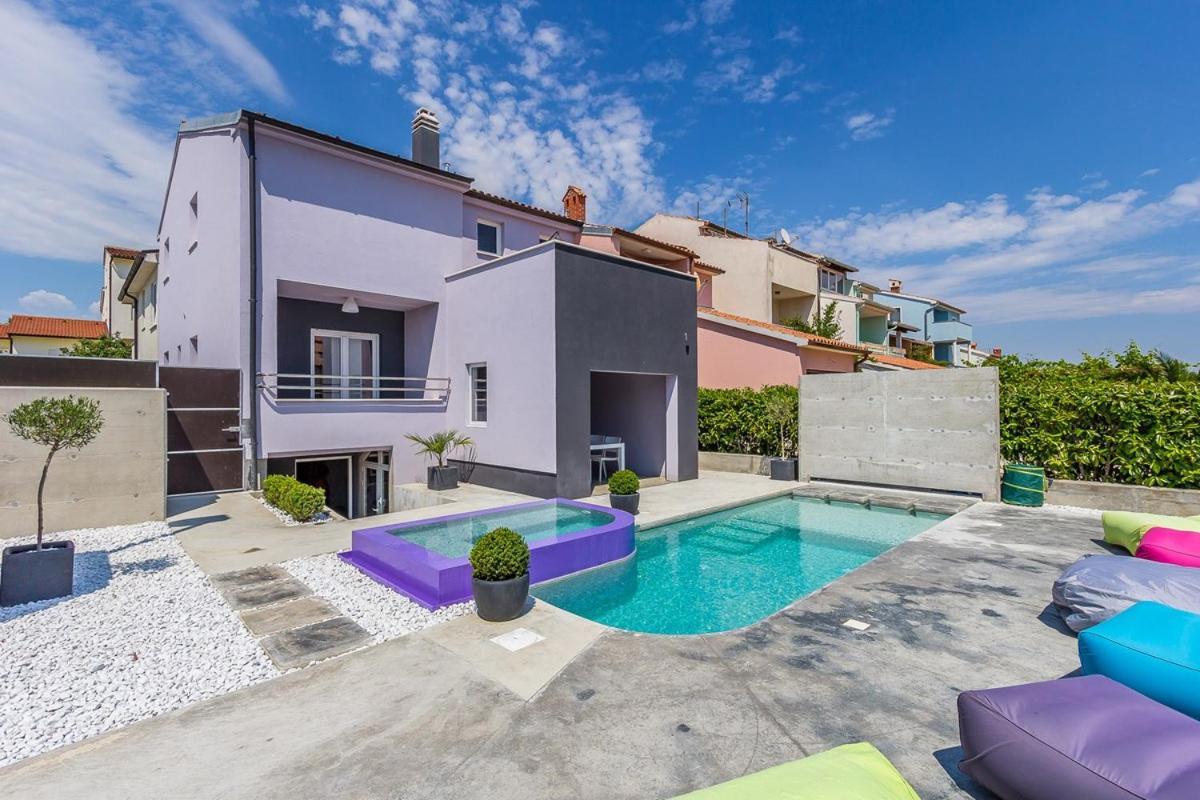 Holiday home Moderna *